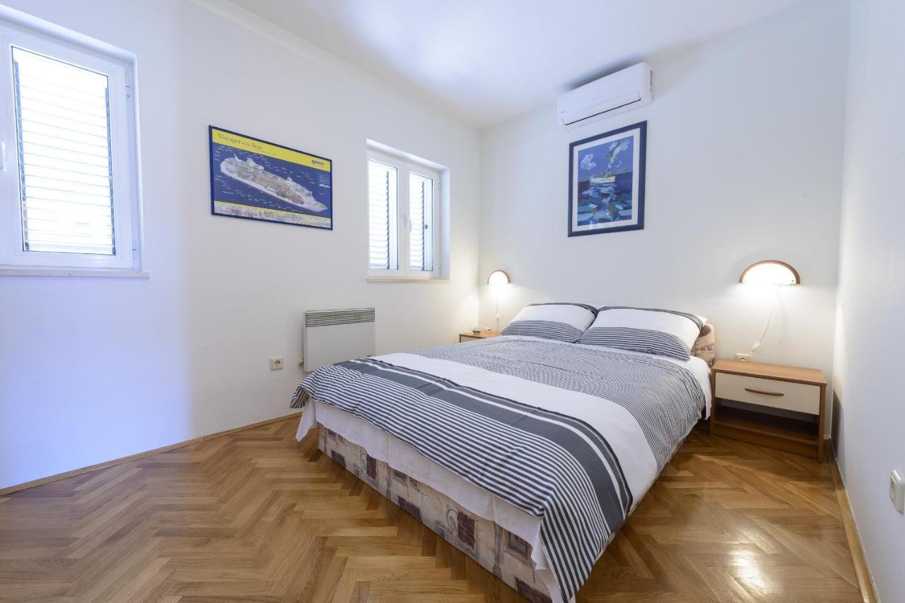 Apartment Tija Two Bedroom Apartment With Balcony And Partial Sea View Dubrovnik Exterior foto